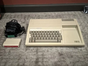 Computadora doméstica Texas Intruments TI-99/4A de colección, núcleo de alimentación, juego SIN PROBAR como está - Imagen 1 de 4