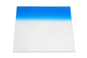 Van Diemen 6,6 x 6,6 Zoll Harzfilter graduiert Cyan 1,2 1/3. - Bild 1 von 1
