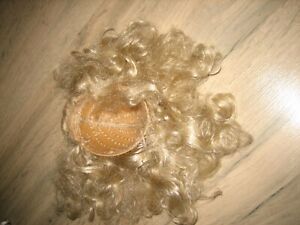 Perruque pour poupée cheveux synthétique de couleur blond