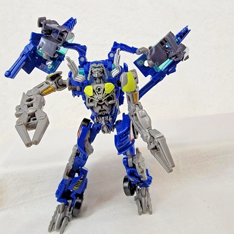 Transformers 3 Dark of the Moon Roadbuster Deluxe Figure Hasbro 2010 Nascar Cover
