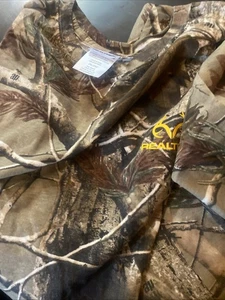 Realtree Camoflauge T-shirt Men's XXL Long Sleeve - Picture 1 of 3