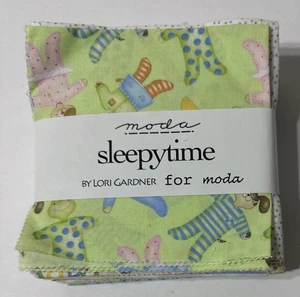 Moda Sleepytime Lori Gardner 40 cuadrados algodón 43/44” ancho edredón tela para niños - Imagen 1 de 4