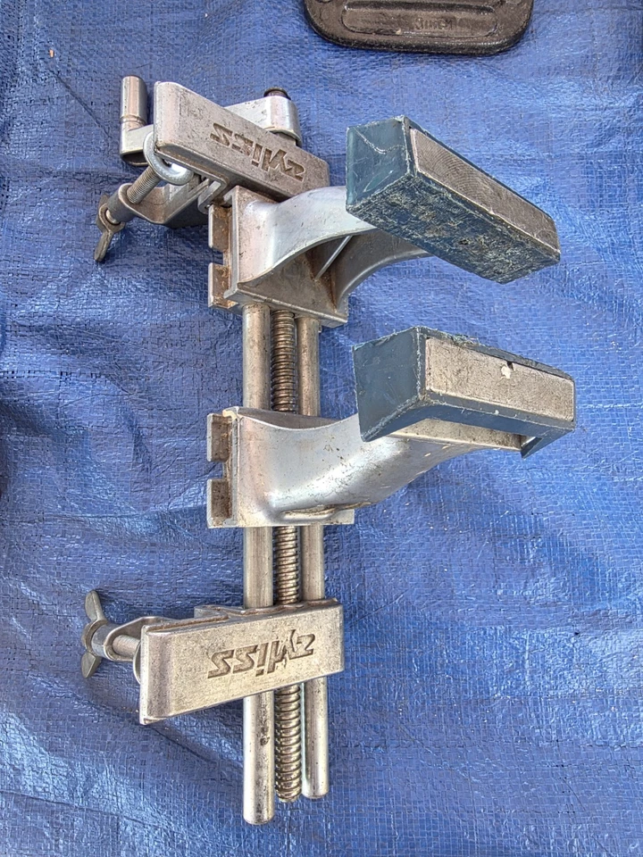Швейцарские портативные универсальные алюминиевые тиски Zyliss OBO - Изображение 1 из 4