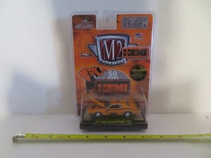M2 Machines Castline 426 Hemi 1971 Dodge Charger R/T Hemi 1:64 2014 NIP - Picture 1 of 4