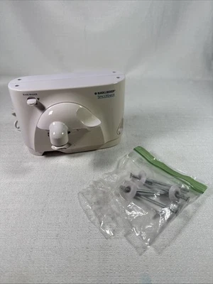 Afilador de latas Black & Decker SpaceMaker EC85 debajo del gabinete con tornillos Foto 1 de 4