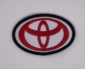 Toyota Patch Motorsport Auto Logo 3" x 2" zum Aufbügeln oder Aufnähen gestickte Applikation - Bild 1 von 3