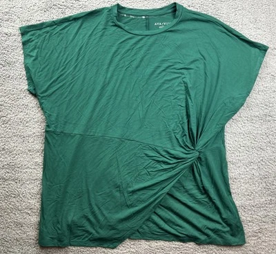 Camiseta verde assimétrica manga curta feminina Ava & Viv plus size 2X (20-22) - Imagem 1 de 4