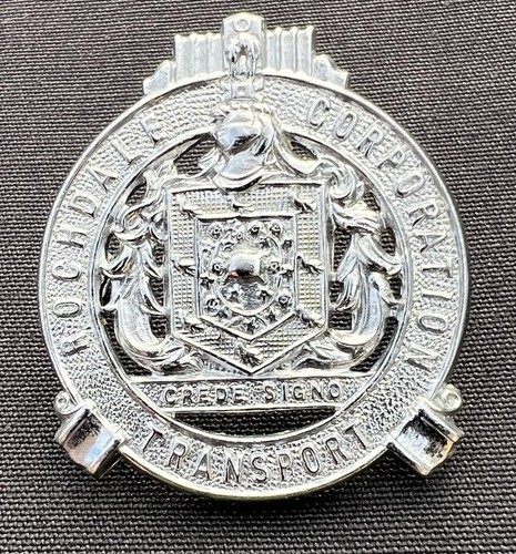 ROCHDALE CORPORATION TRANSPORT TRAMWAYS BUS COACH VINTAGE COAT OF ARMS CAP BADGE