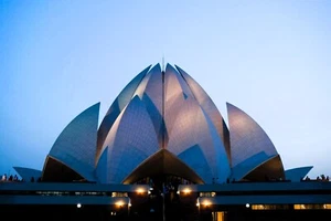 The Lotus Temple — New Delhi, India POSTER 24 X 36 Inches NICE! - Picture 1 of 2