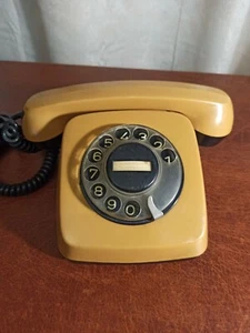 Vintage rotary telephone from the USSR. Original. - Picture 1 of 12