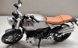 BMW R Nine T Scrambler  Maisto 1:18  Diecast with Plastic Parts Replica - Picture 1 of 13