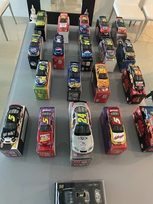 Fundiciones a presión NASCAR Foto 1 de 4