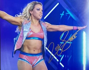 WWE Zoey Stark SIGNED 8X10 Photo - Picture 1 of 1