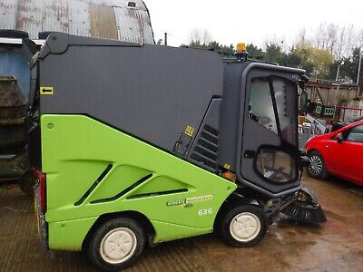 Commercial Sweeper - Green Machine 636 Stage - Outside, Roads, Curb Sides • 7,500£