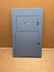 Cubierta de panel de fusibles Wadsworth 100 Amp 120-240V Cat No. 13981 N100M60RW8 - Imagen 1 de 5