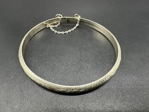 Vintage Bangle Bracelet Sterling Silver Engraved Hinged Cuff Safety Chain 7.25” - Picture 1 of 10