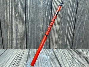 Roter Graphitstift mit schwarzem Design & Radiergummi - Bild 1 von 4