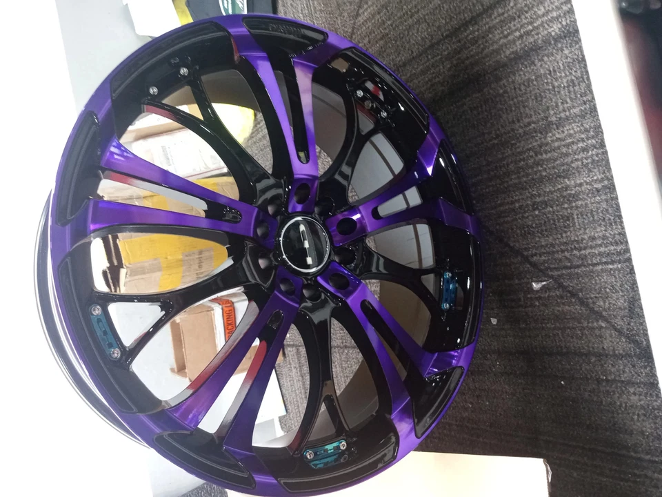 Blemished Single 20x8 Purple Wheel HD Spinout 5x115 5x120 20 Foto 1 de 4