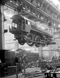 Vintage Photo Reproduction – Swindon Works Locomotive Assembly England - Bild 1 von 1