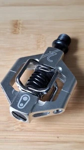 NEW Crank Brothers CANDY 2 Silver RIGHT Hand Drive Side ONLY Pedal - Picture 1 of 2