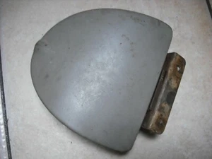 A STANDARD VANGUARD PHASE 1 / 2 PETROL FUEL FLAP DOOR ? - Picture 1 of 3