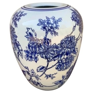 Chinoiserie Blue and White Porcelain Vase Jar With Lid - Picture 1 of 1