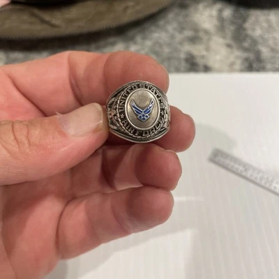 1947 Segunda Guerra Mundial Fuerzas Aéreas de los Estados Unidos Anillo de plata esterlina para hombre Anillo difícil de encontrar MCMXLll Foto 1 de 4