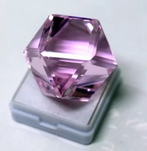 New Natural Pink Rose Cube 135 CT Exquisite Quartz Loose Certified Gemstone - Picture 1 of 9