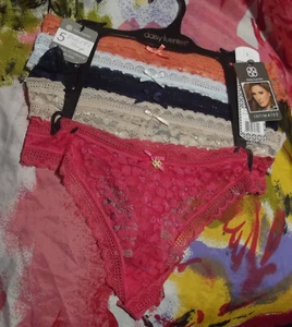 5 DAISY FUENTES INTIMATES DF4633 4 PERFECT FIT LACE MID-RISE THONG PANTIES L - Picture 1 of 2