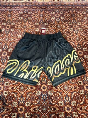 Pantalones Cortos Mitchell & Ness Chicago Bulls Negros Cara Grande 4.0 Para Hombre Moda - Talla XL Foto 1 de 4