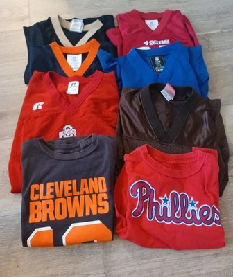 Lote de 8 camisetas juveniles NFL, MLB; Bears, Bills, Phillies, ¡más! Foto 1 de 4