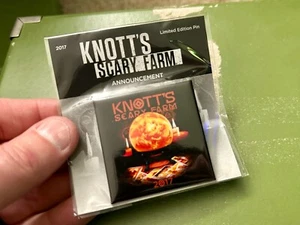 Knotts Scary Farm 2017 Limited Edition Announcement Event Pin Halloween Haunt - Picture 1 of 1