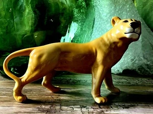 Vintage Porcelain Beswick Lioness Figurine Ornament - Picture 1 of 12