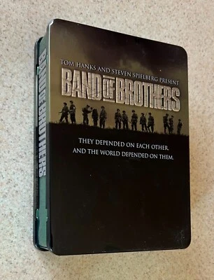 BAND OF BROTHERS Metal Box Set DVD -- Tom Hanks -- Steven Spielberg Foto 1 de 3