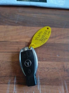 MERCEDES-BENZ C CLASS W204 3 BUTTON REMOTE CONTROL SECURITY KEY FOB 2013 #54 - Picture 1 of 4