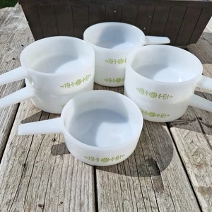 Jeanette Glasbake J2639 Green Flowers Design Handled Bowls 14 Oz stackable x7 - Picture 1 of 8