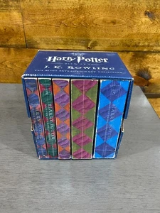 Harry Potter Boxed Set Soft Cover Books 1-5 The Most Extraordinary Collection - Bild 1 von 13