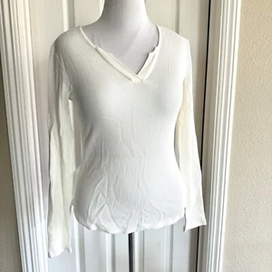 Thread Supply Women’s Waffle Knit Thermal Top Long Sleeve Medium Ivory - Picture 1 of 5