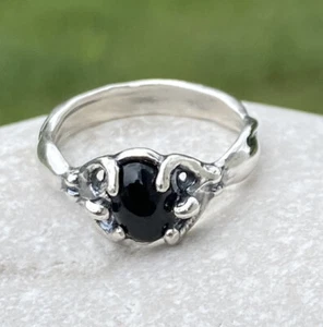 Isis Egyptian Moon Goddess Ring .925 Sterling Silver Sz 7.5 Genuine Black Onyx - Picture 1 of 12