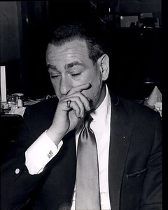 1965 Original SILVER GELATIN Photo by JERRY HEIMAN comedian actor Shelley Berman - Picture 1 of 2
