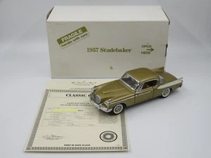 1957 Studebaker Golden Hawk 1:24 Die-cast Car - Danbury Mint w/ Box & Paperwork - Picture 1 of 18