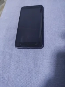 ASUS ZENFONE 3 ZE552KL 64 GB - Foto 1 di 3