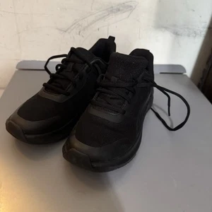 Zapatillas deportivas negras para mujer talla 7 usadas en excelente estado - Imagen 1 de 8
