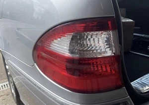 Piloto trasero izquierdo mercedes-benz combi w211 a2118201164 - Imagen 1 de 1