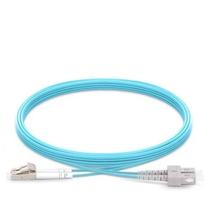 Cable de conexión de fibra óptica 7M LC UPC a SC UPC dúplex 2,0 mm 10G OM3-3241 - Imagen 1 de 3