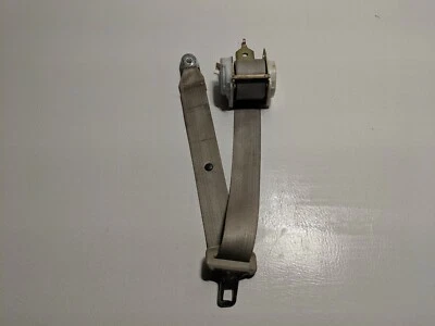 Conjunto de cinturón de seguridad trasero derecho Mitsubishi Galant 1999 2000 2001 bronceado UO57 Foto 1 de 4