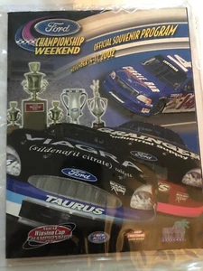 2002 Winston Cup Souvenir Program Miami - Picture 1 of 11