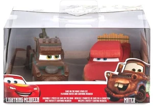 Disney Pixar Lightning McQueen Tow Mater Autos unterwegs Dino Park Druckguss Set - Bild 1 von 13