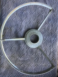 1957 1958 Ford Fairlane 3 Spoke Horn Ring #FEG-3624-BW - Picture 1 of 3