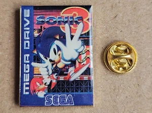 Sonic The Hedgehog 3 Pin SEGA Mega Drive Game Cartridge Metal Badge RARE - Picture 1 of 2